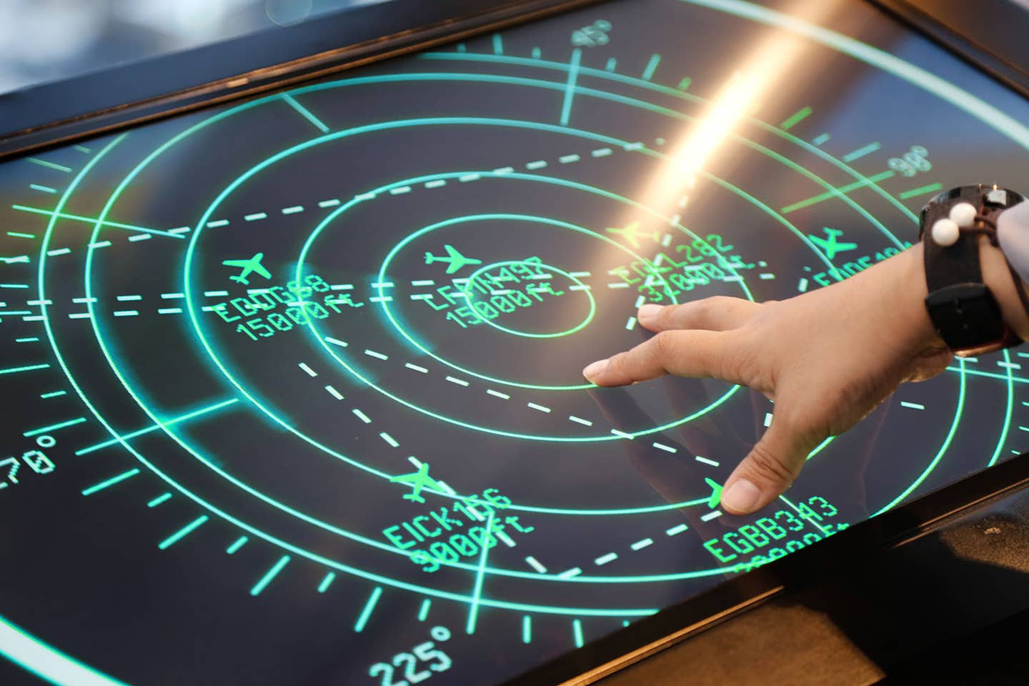 Traffic Avoidance - Top Aircraft Electronics Innovations