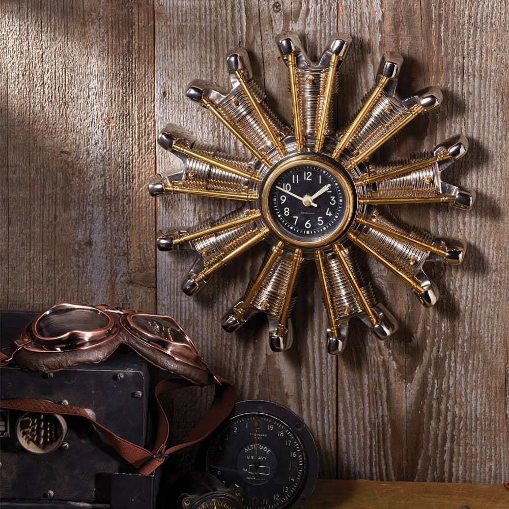 A radial engine clock