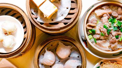 Savoring Hong Kong: Experience a Culinary Mecca with Glittering Nightlife