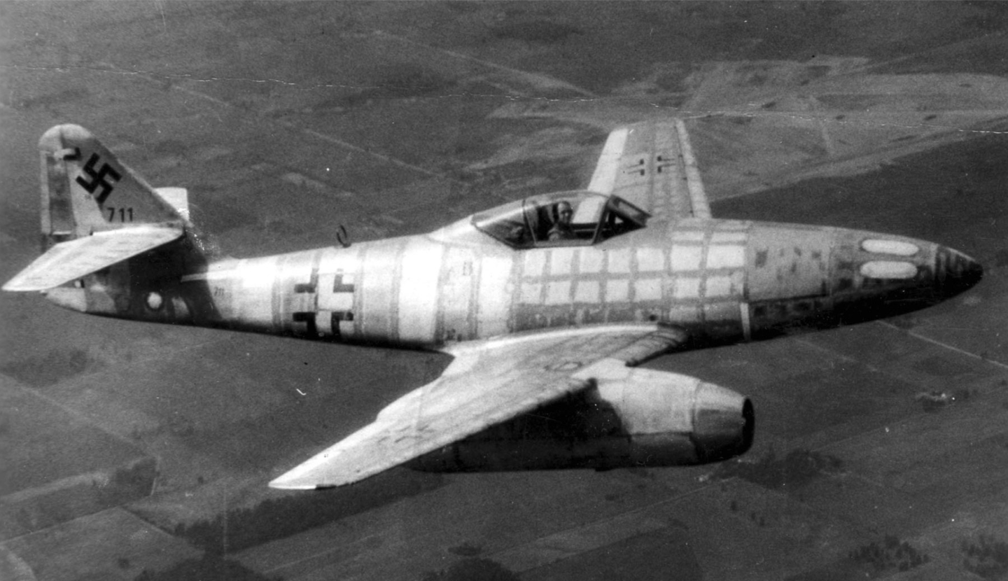 Me-262 twin jet fighter